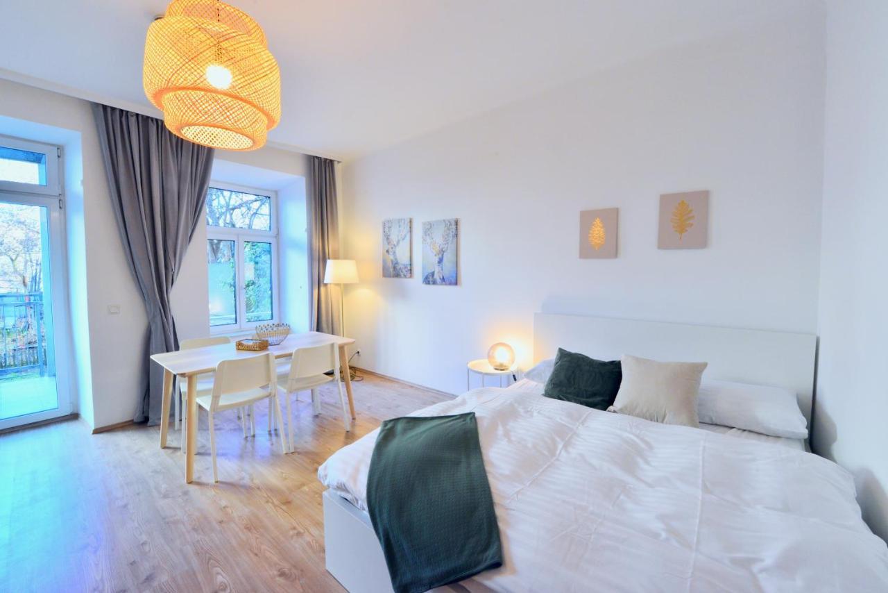 Perfect For Families And Mid-Term-Stays Wina Bagian luar foto