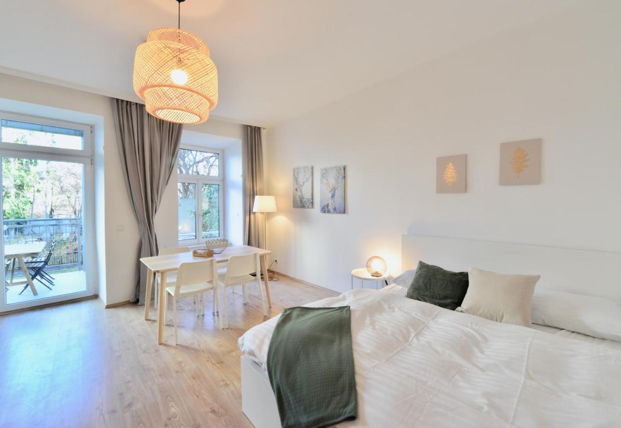 Perfect For Families And Mid-Term-Stays Wina Bagian luar foto
