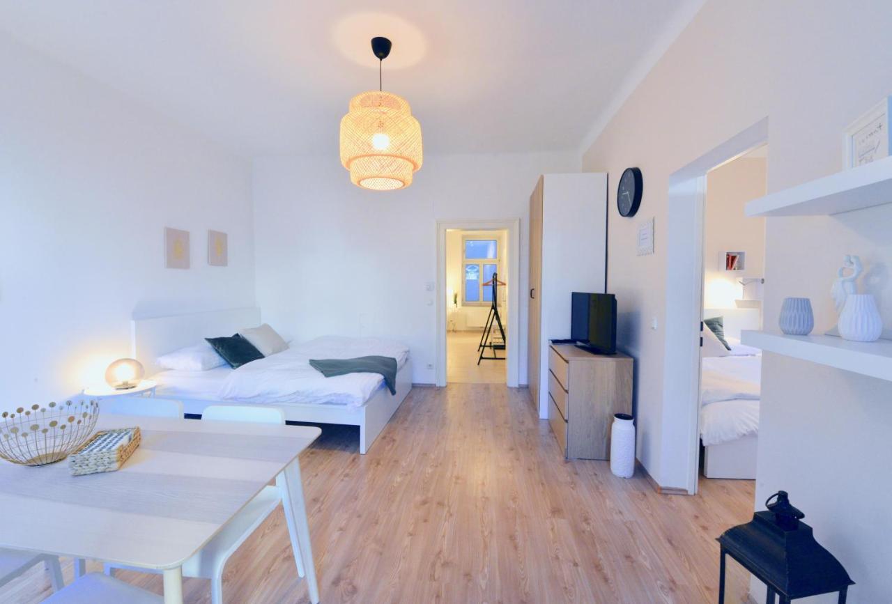 Perfect For Families And Mid-Term-Stays Wina Bagian luar foto
